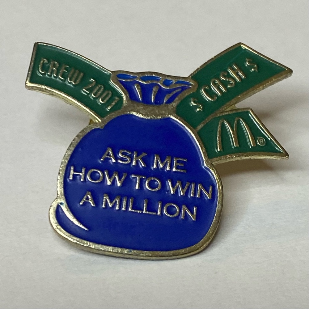 McDonald’s Crew Pin 2001